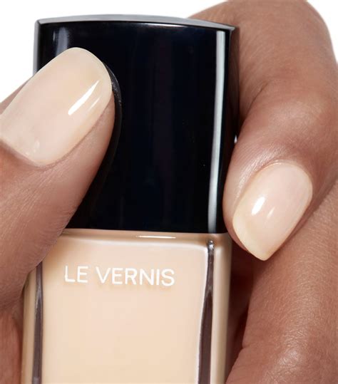 chanel le vernis longwear nail colour gris|chanel long wear nail polish.